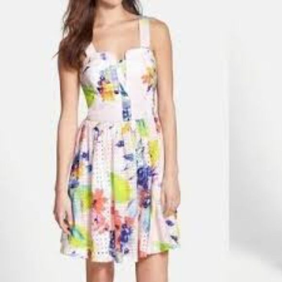 Trina Turk Elin Cotton Watercolor Eyelet Fit And Flare Dress Size 12 NWT - Picture 1 of 16
